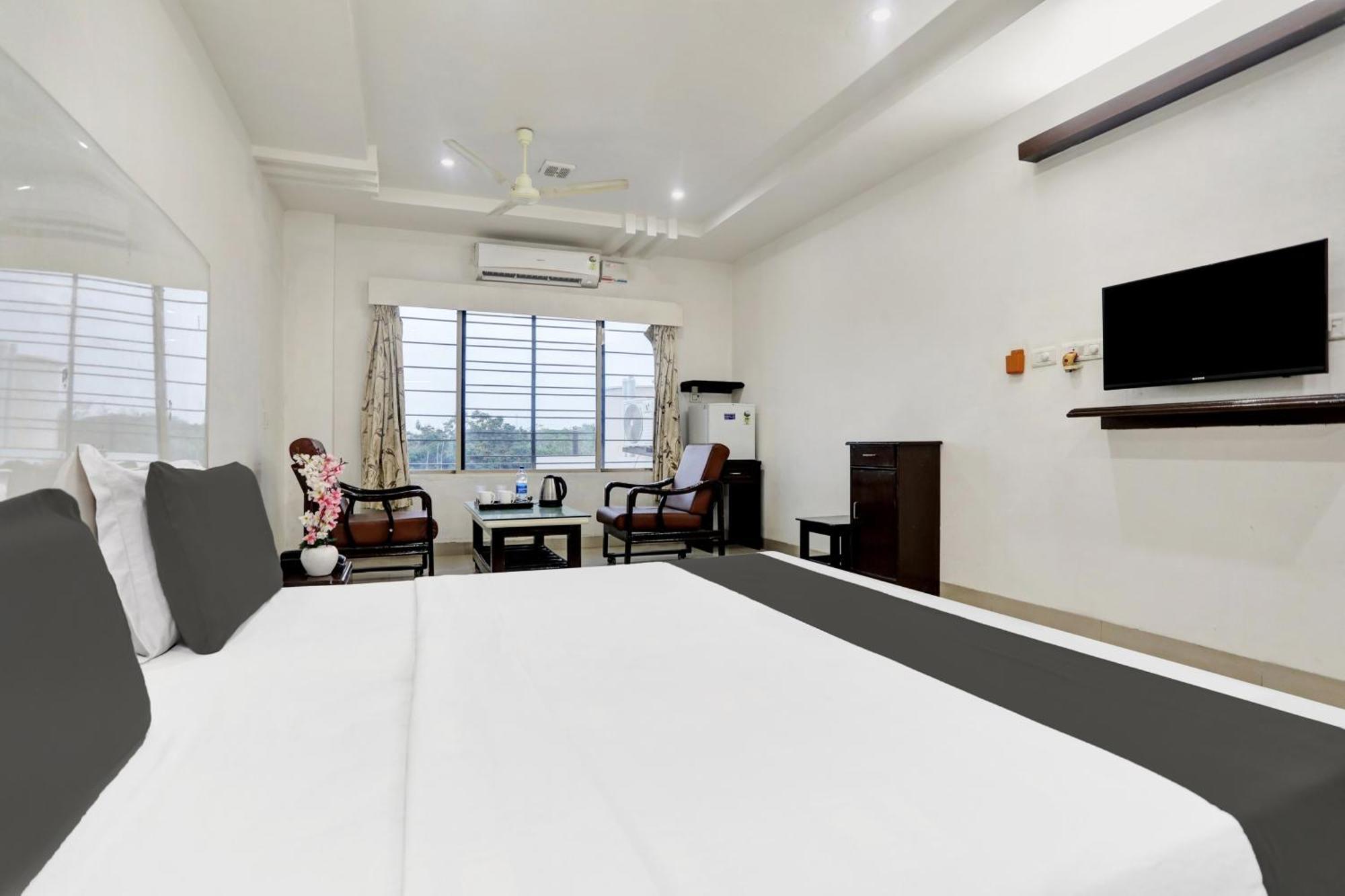 Hotel Townhouse Eluru Exterior foto