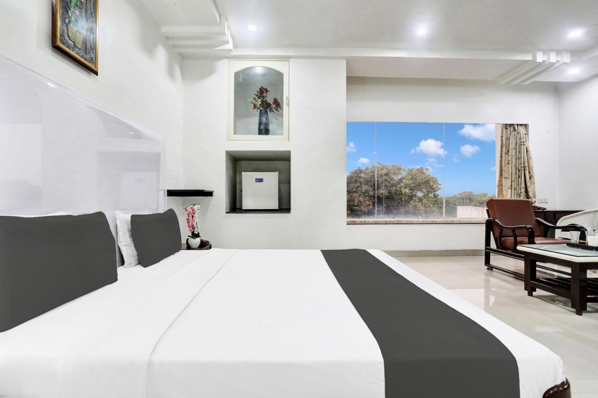 Hotel Townhouse Eluru Exterior foto