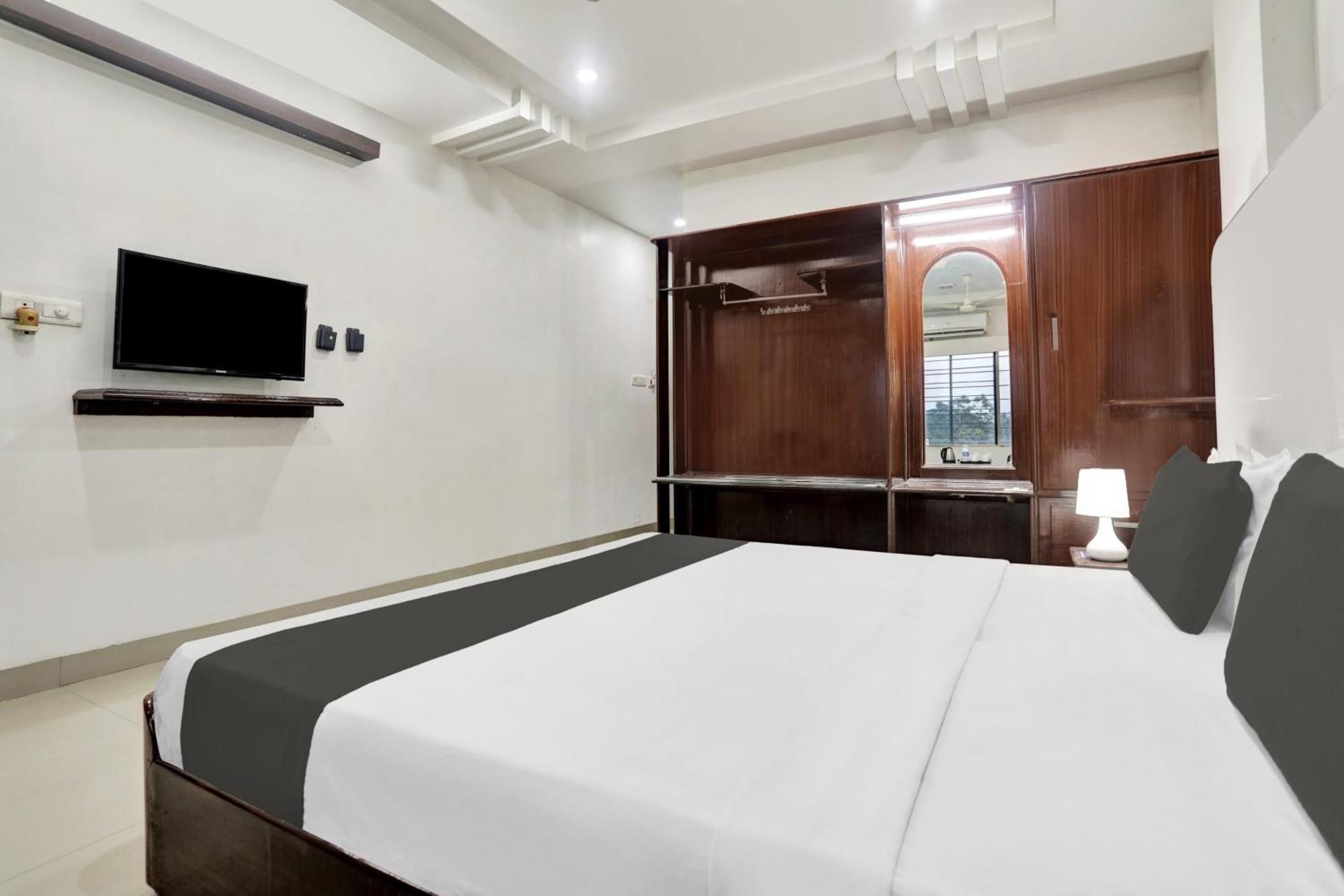 Hotel Townhouse Eluru Exterior foto